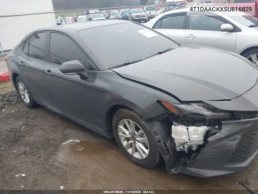 4T1DAACKXSU616829 2025 Toyota Camry Le