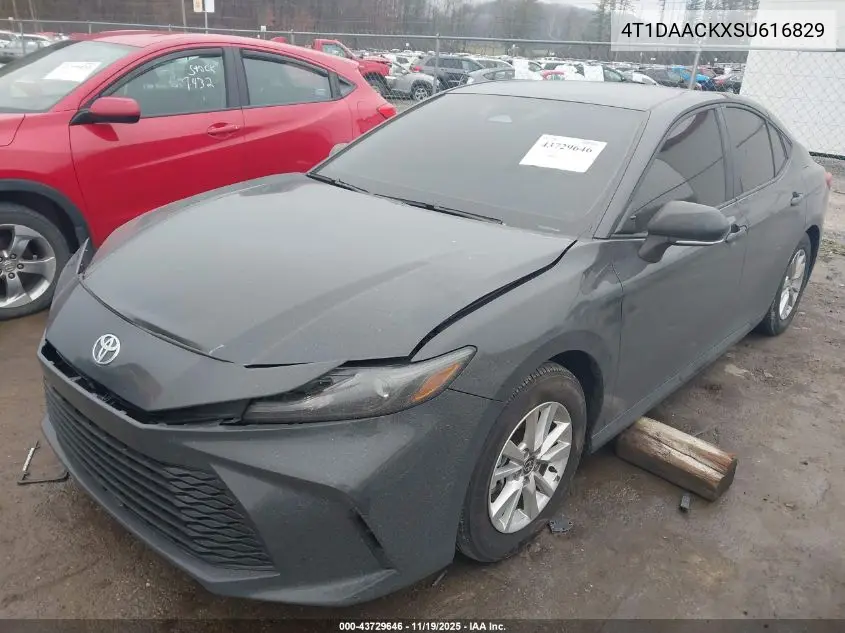 4T1DAACKXSU616829 2025 Toyota Camry Le