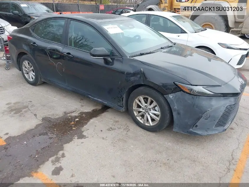 4T1DAACK1SU031203 2025 Toyota Camry Le
