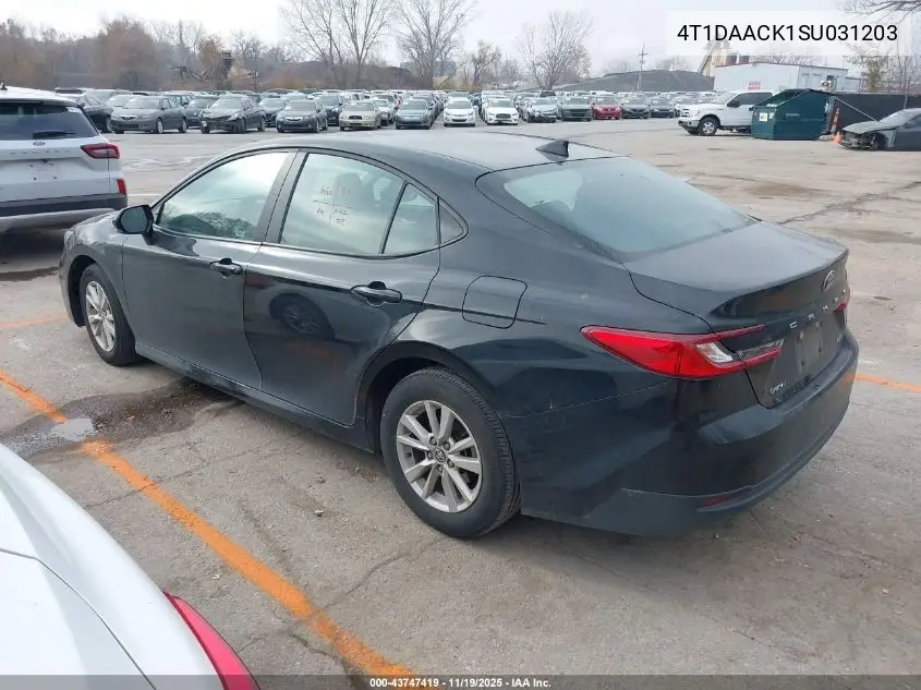 4T1DAACK1SU031203 2025 Toyota Camry Le