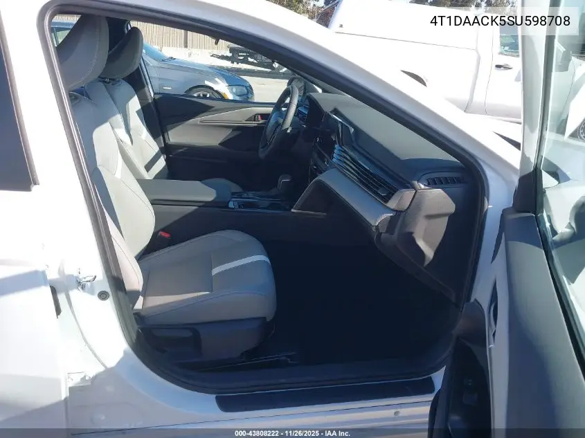 4T1DAACK5SU598708 2025 Toyota Camry Se