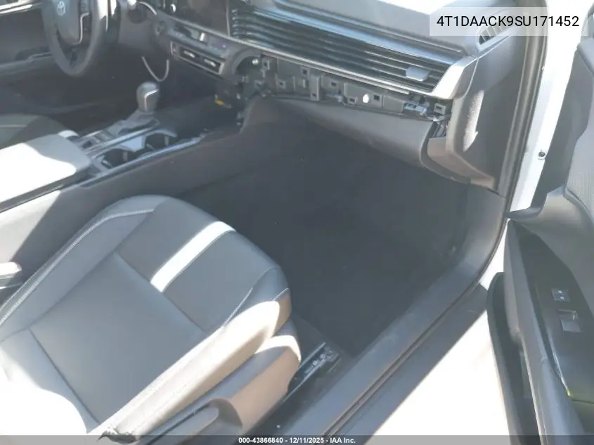 4T1DAACK9SU171452 2025 Toyota Camry Se