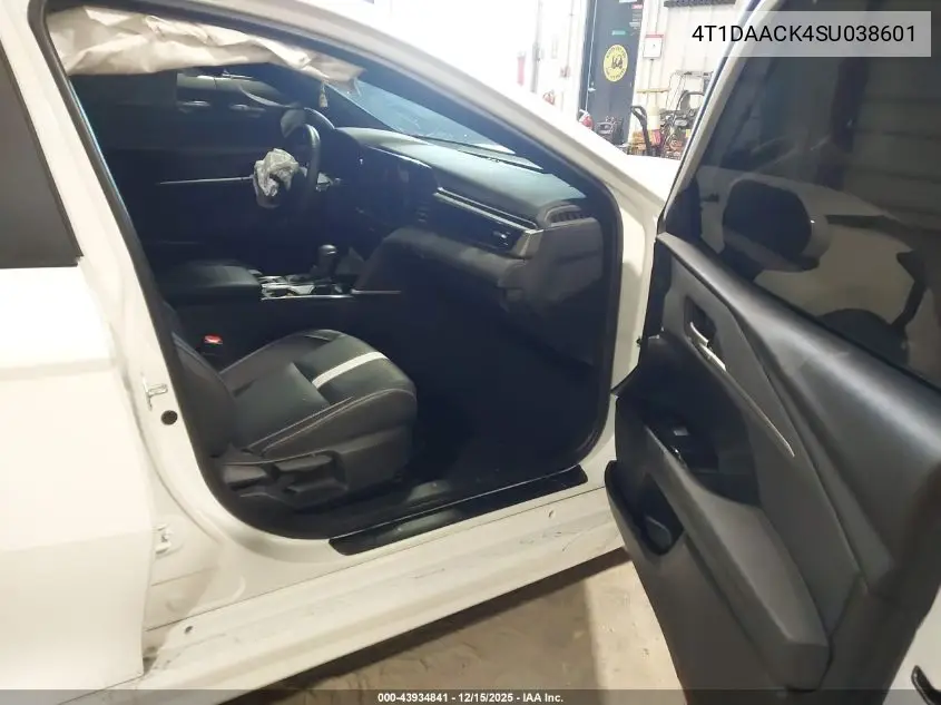4T1DAACK4SU038601 2025 Toyota Camry Se