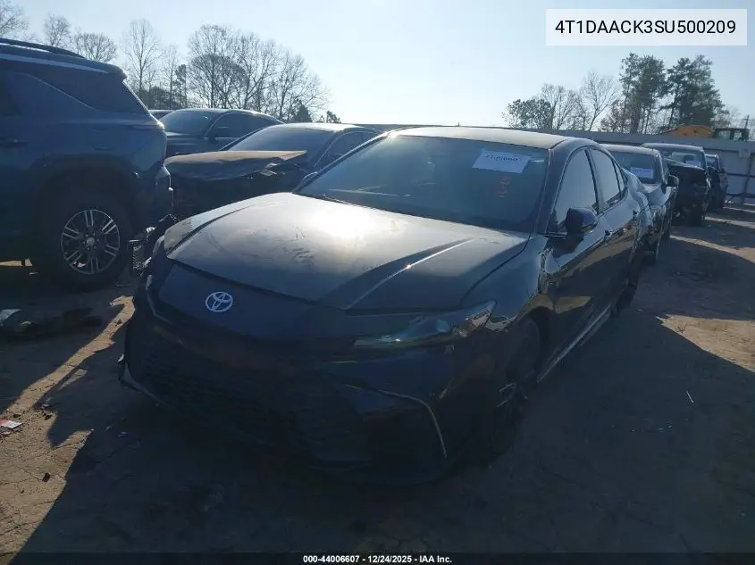 4T1DAACK3SU500209 2025 Toyota Camry Se