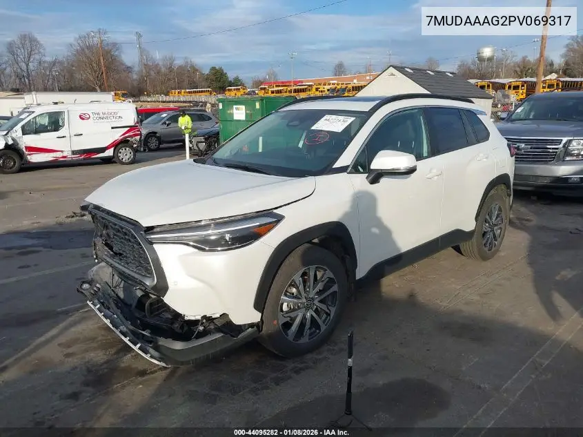 7MUDAAAG2PV069317 2023 Toyota Corolla Cross Xle