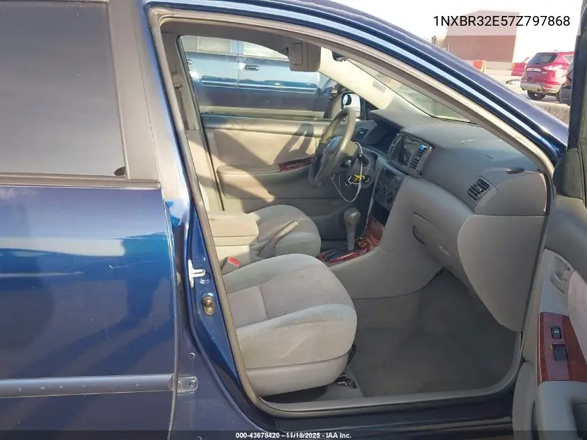1NXBR32E57Z797868 2007 Toyota Corolla Le