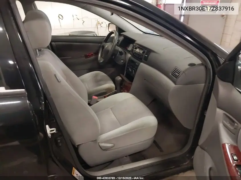 1NXBR30E17Z837916 2007 Toyota Corolla Le