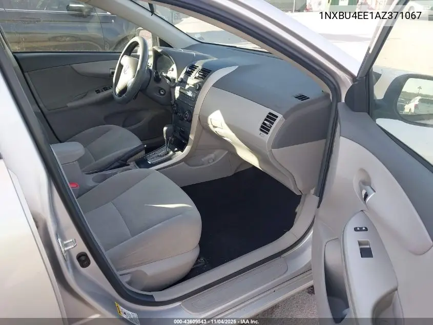 1NXBU4EE1AZ371067 2010 Toyota Corolla Le