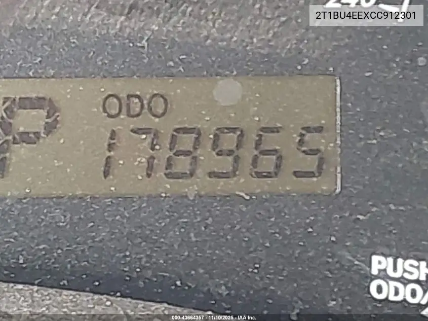 2T1BU4EEXCC912301 2012 Toyota Corolla Le