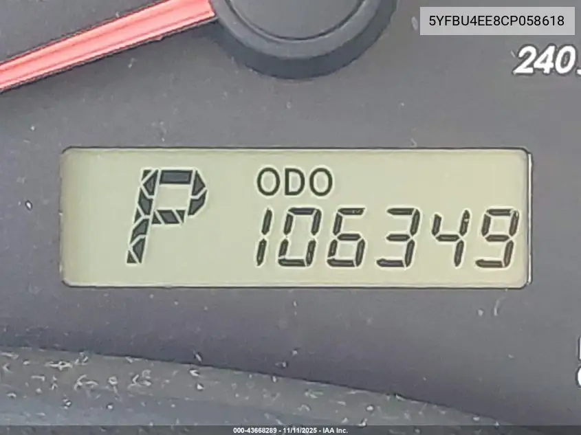 5YFBU4EE8CP058618 2012 Toyota Corolla Le