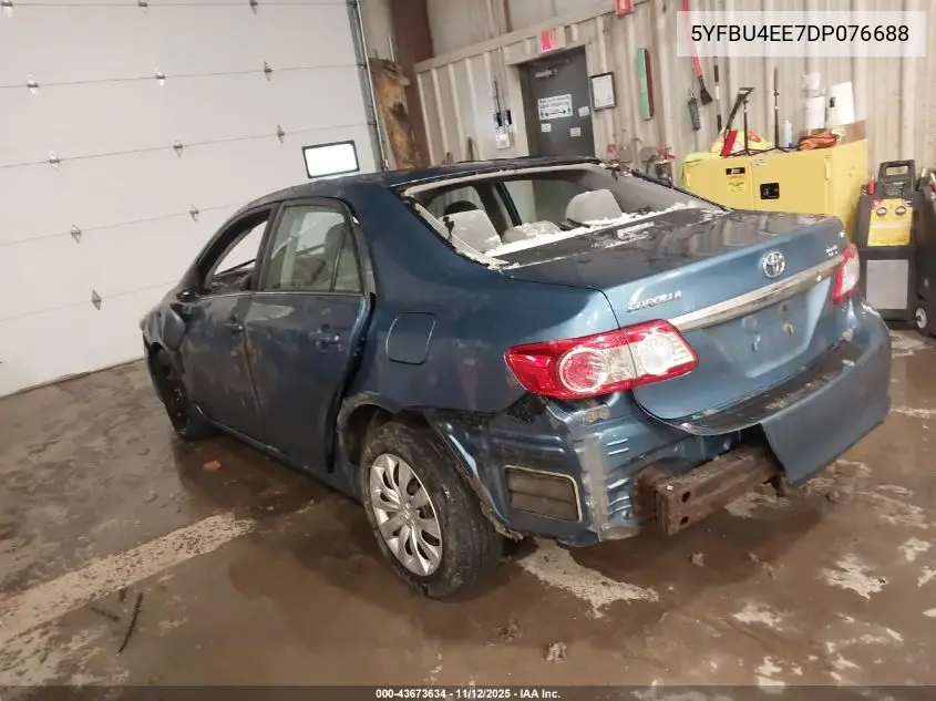 5YFBU4EE7DP076688 2013 Toyota Corolla Le