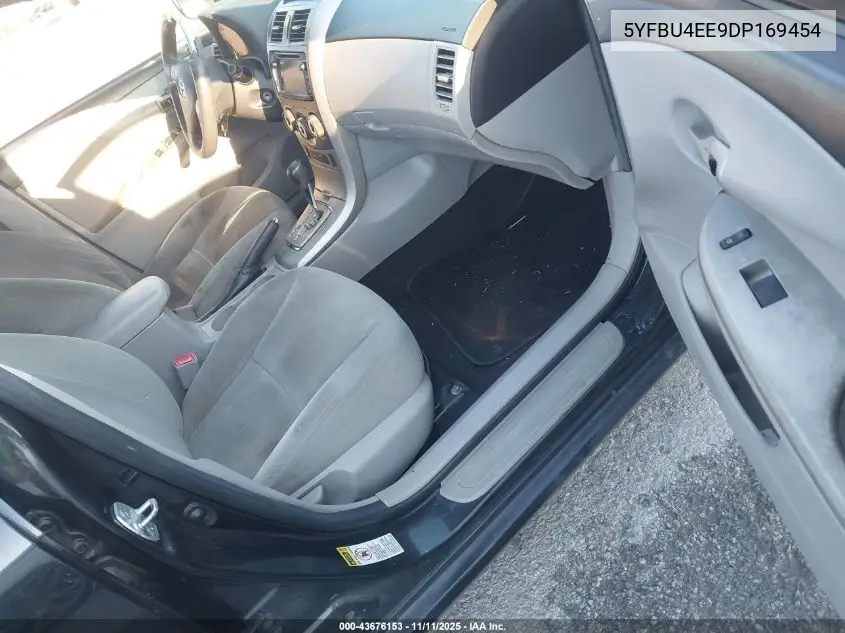 5YFBU4EE9DP169454 2013 Toyota Corolla Le