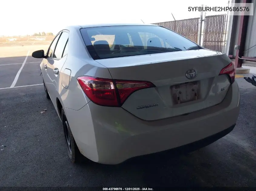 5YFBURHE2HP686576 2017 Toyota Corolla Le