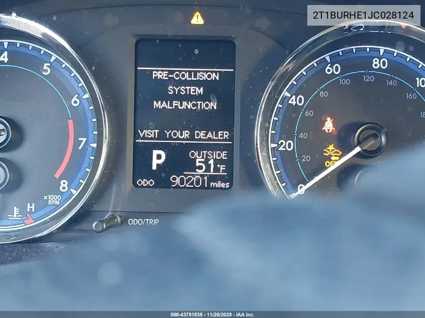 2T1BURHE1JC028124 2018 Toyota Corolla Le