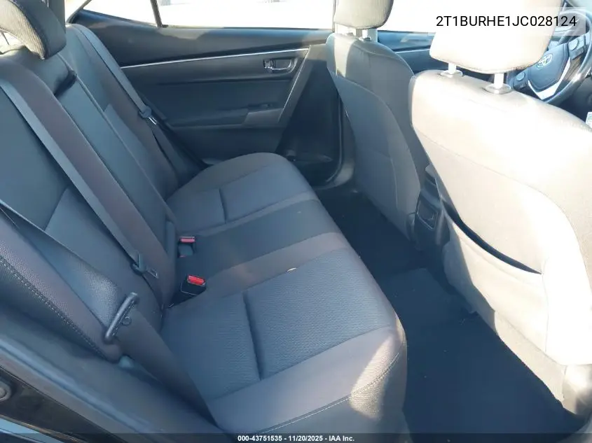 2T1BURHE1JC028124 2018 Toyota Corolla Le