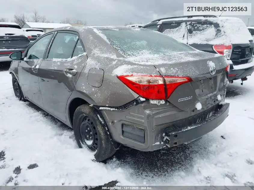 2T1BURHE9JC123563 2018 Toyota Corolla Le