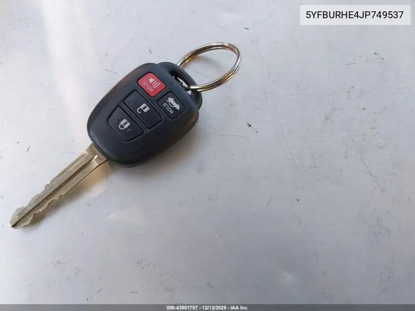5YFBURHE4JP749537 2018 Toyota Corolla Le