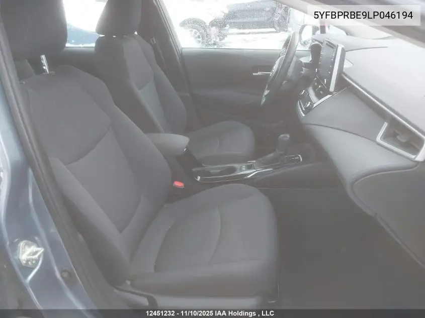 5YFBPRBE9LP046194 2020 Toyota Corolla Le