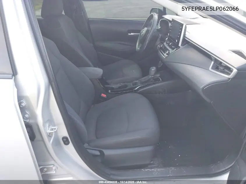 5YFEPRAE5LP062066 2020 Toyota Corolla Le