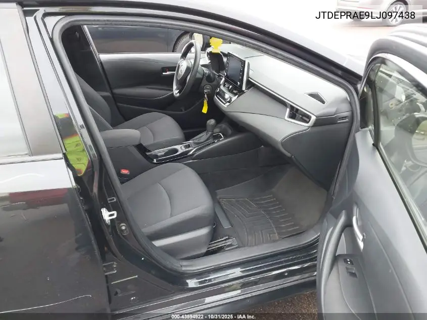 JTDEPRAE9LJ097438 2020 Toyota Corolla Le