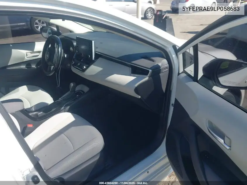 5YFEPRAE9LP058683 2020 Toyota Corolla Le