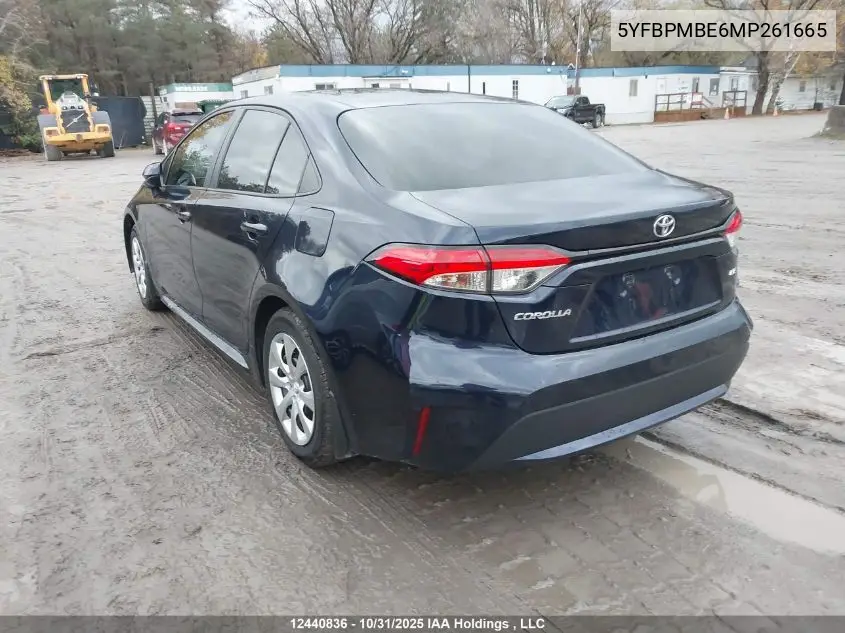 5YFBPMBE6MP261665 2021 Toyota Corolla Le