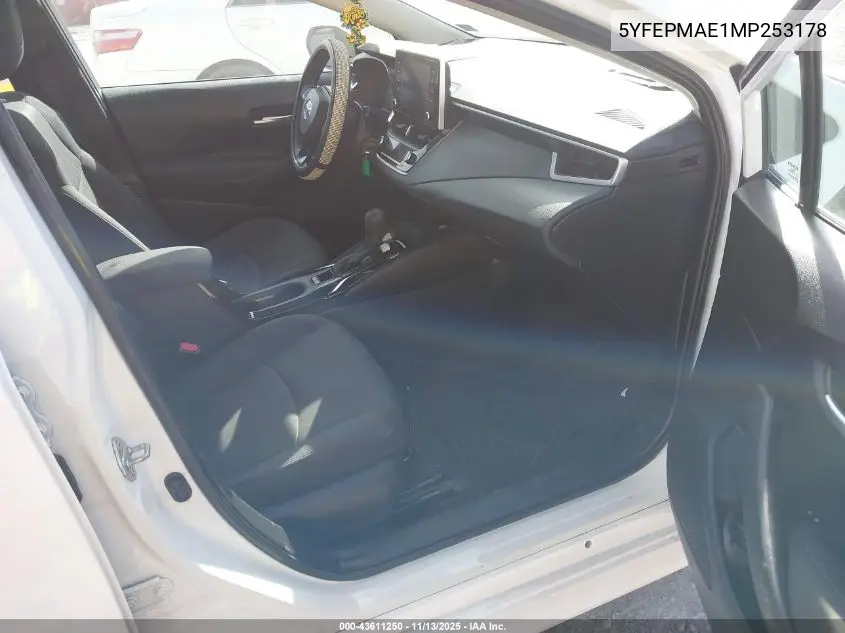 5YFEPMAE1MP253178 2021 Toyota Corolla Le
