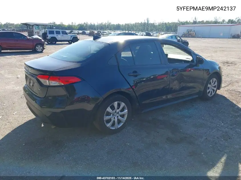 5YFEPMAE9MP242137 2021 Toyota Corolla Le
