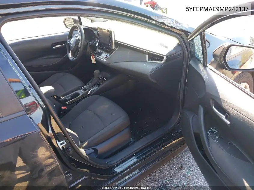 5YFEPMAE9MP242137 2021 Toyota Corolla Le