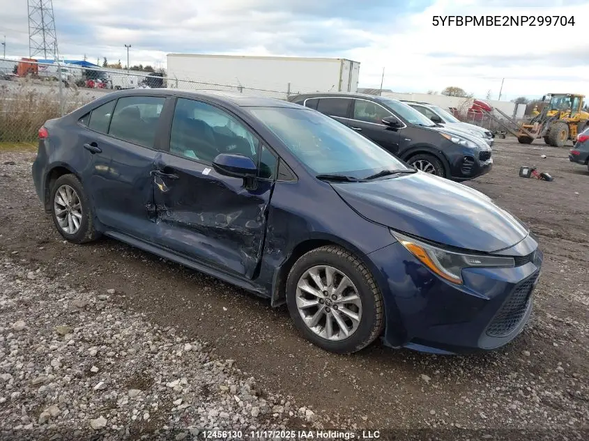 5YFBPMBE2NP299704 2022 Toyota Corolla Le