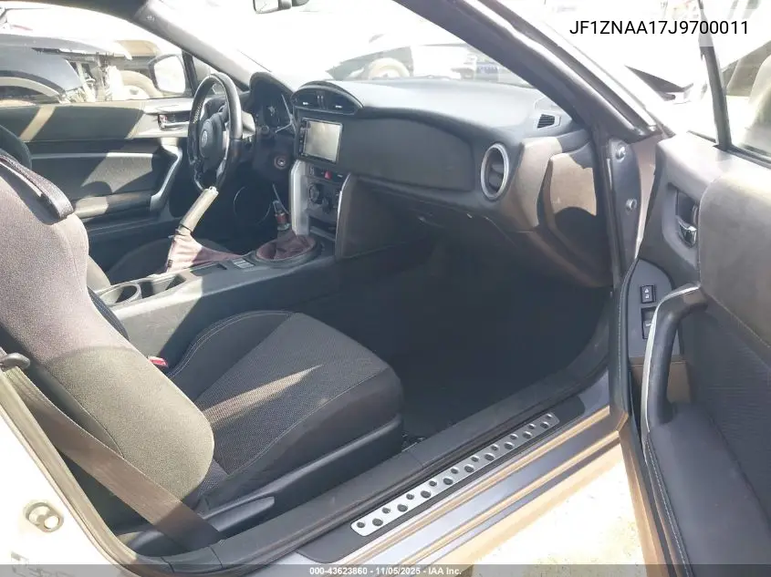 JF1ZNAA17J9700011 2018 Toyota 86