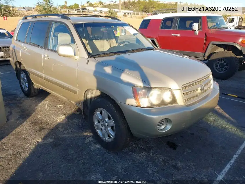JTEGF21A320070252 2002 Toyota Highlander V6