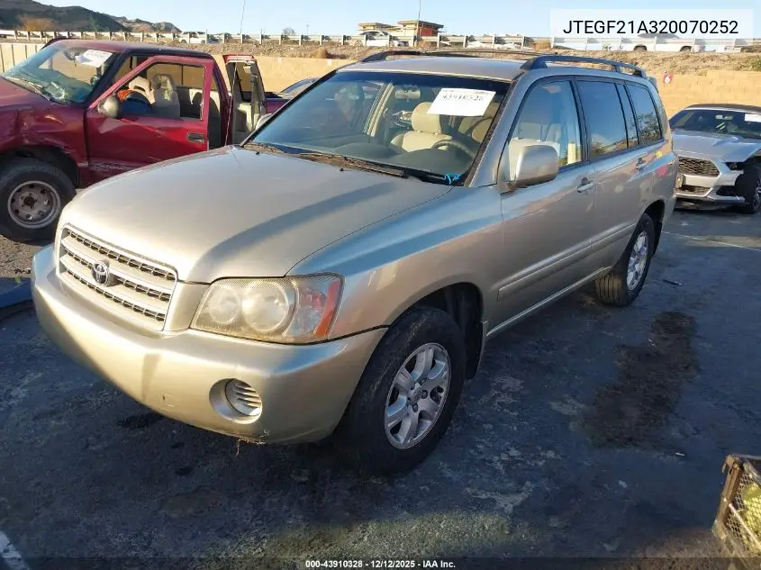 JTEGF21A320070252 2002 Toyota Highlander V6
