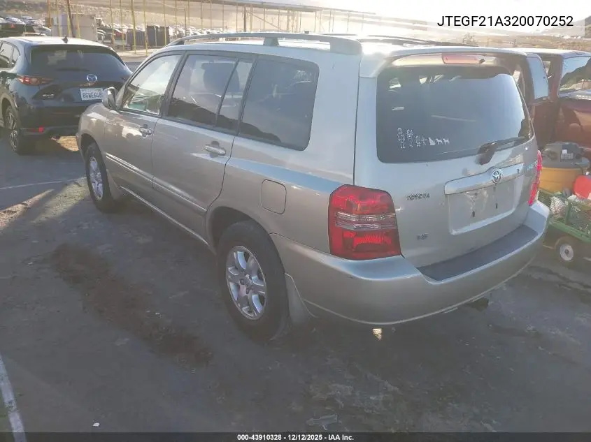 JTEGF21A320070252 2002 Toyota Highlander V6