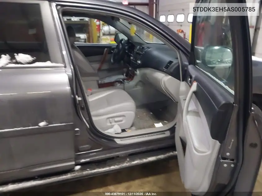 5TDDK3EH5AS005785 2010 Toyota Highlander Limited V6