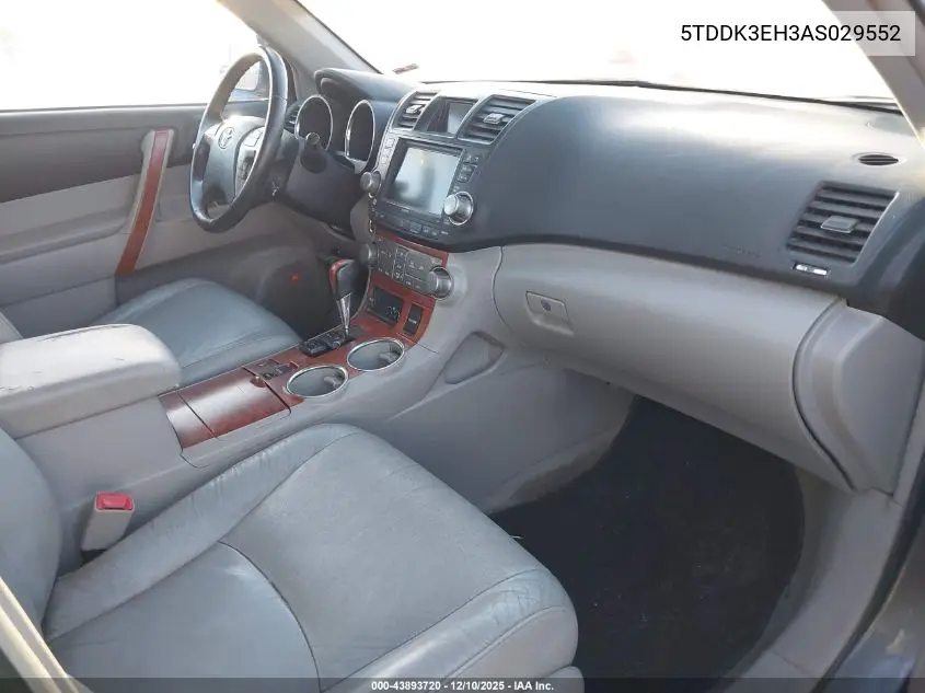 5TDDK3EH3AS029552 2010 Toyota Highlander Limited V6
