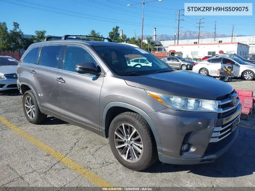 5TDKZRFH9HS509075 2017 Toyota Highlander Xle