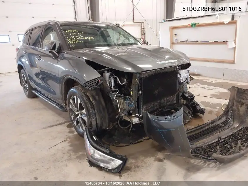 5TDGZRBH6LS011016 2020 Toyota Highlander Xle