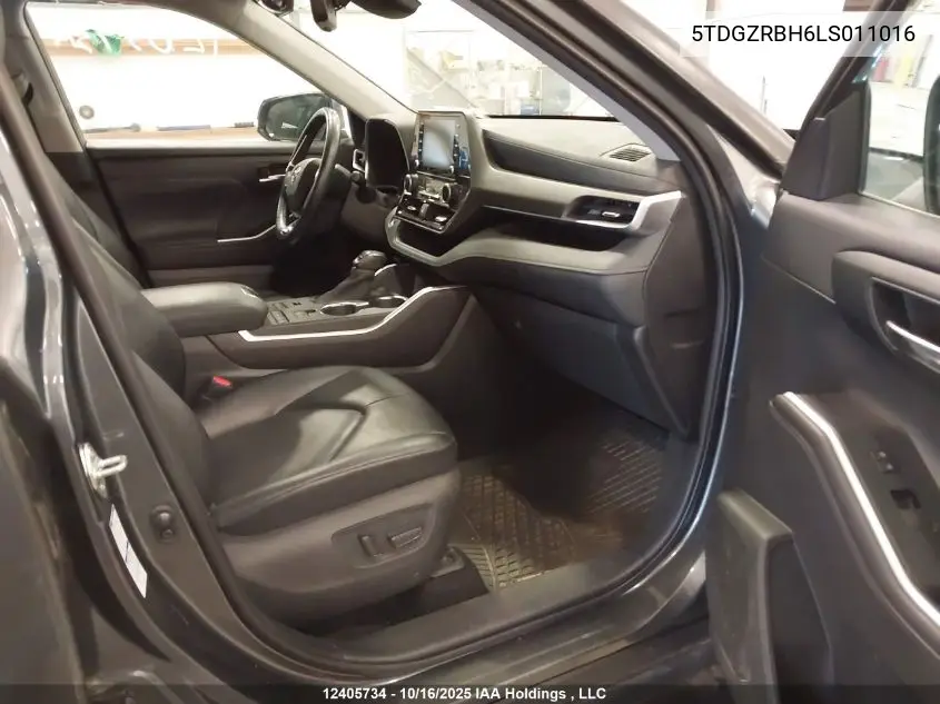 5TDGZRBH6LS011016 2020 Toyota Highlander Xle