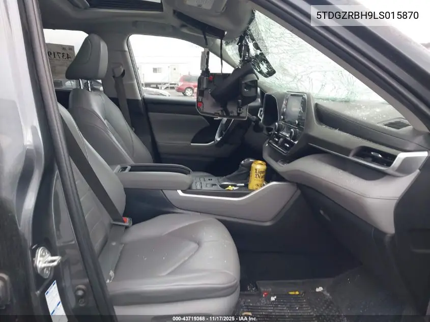 5TDGZRBH9LS015870 2020 Toyota Highlander Xle