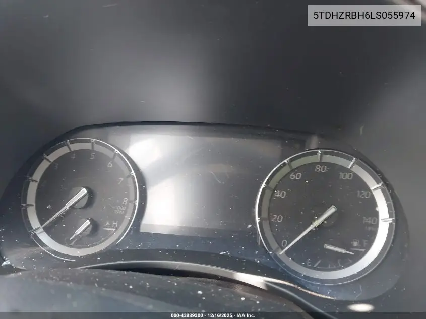 5TDHZRBH6LS055974 2020 Toyota Highlander Xle