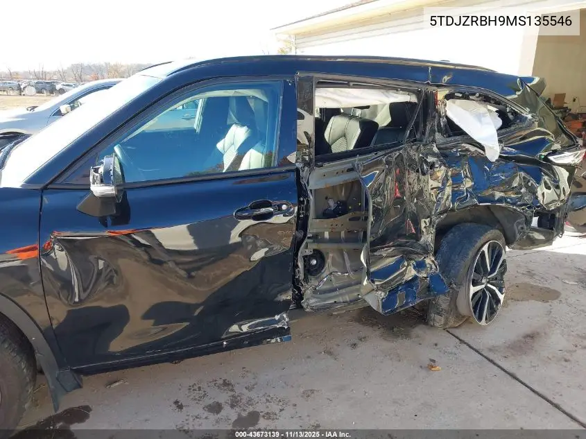 5TDJZRBH9MS135546 2021 Toyota Highlander Xse