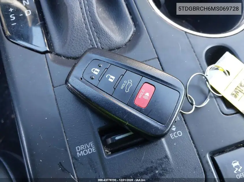 5TDGBRCH6MS069728 2021 Toyota Highlander Hybrid Xle