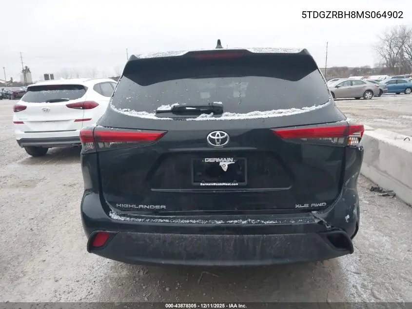 5TDGZRBH8MS064902 2021 Toyota Highlander Xle