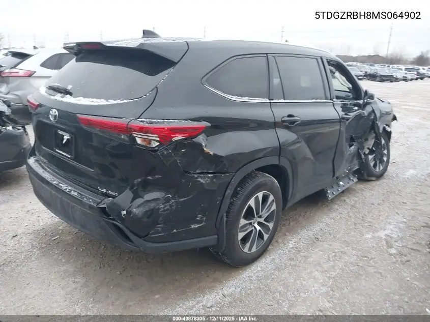 5TDGZRBH8MS064902 2021 Toyota Highlander Xle