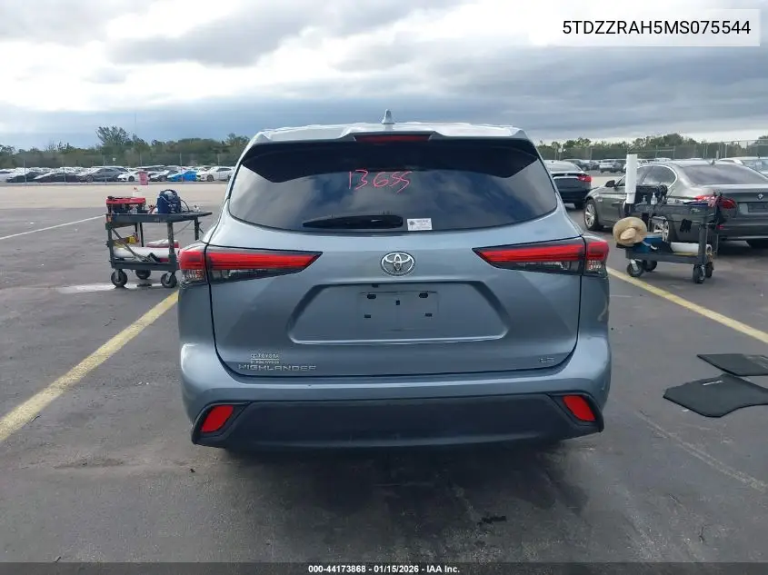 5TDZZRAH5MS075544 2021 Toyota Highlander Le