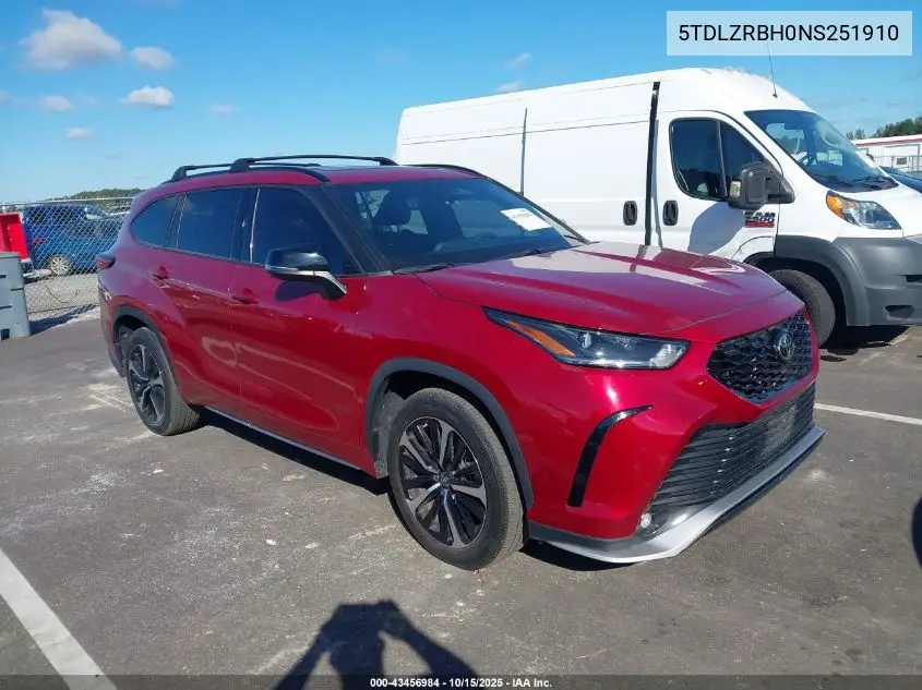 5TDLZRBH0NS251910 2022 Toyota Highlander Xse