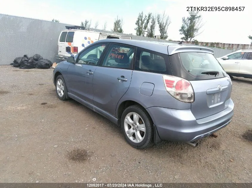 2005 Toyota Matrix VIN: 2T1KR32E95C898457 Lot: 12052017