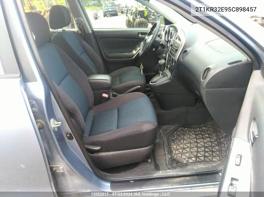 2T1KR32E95C898457 2005 Toyota Matrix