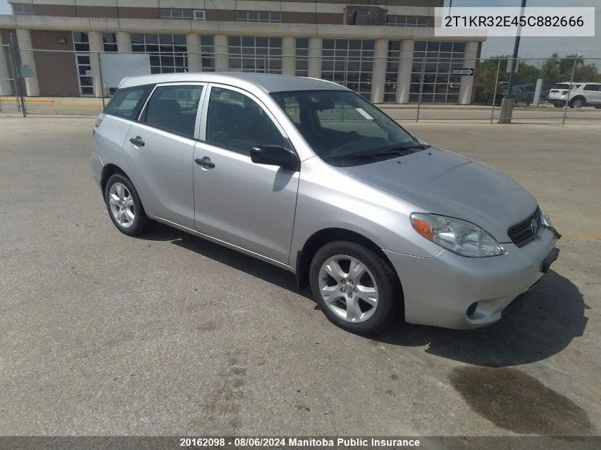 2T1KR32E45C882666 2005 Toyota Matrix